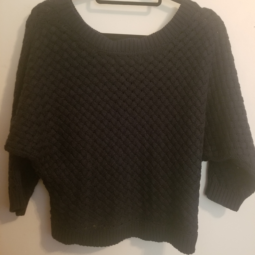 Cropped Sweater - Picture 2 of 2